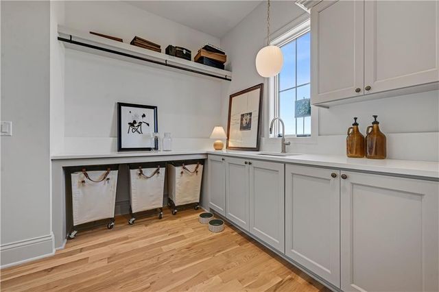 11809 W 181st Street, Overland Park, KS 66013