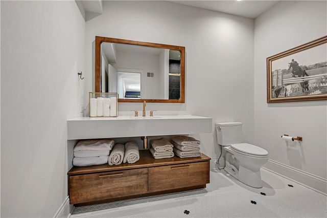 11809 W 181st Street, Overland Park, KS 66013