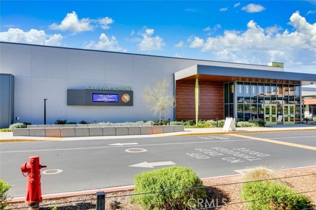 484 Chorus, Irvine, CA 92618