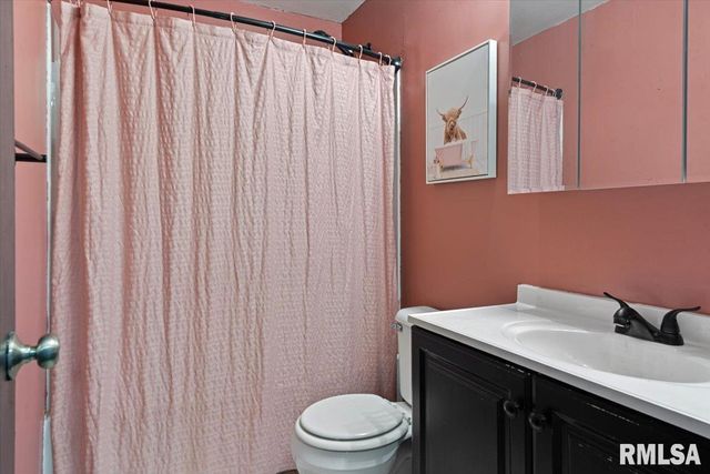 1509 Hardin Avenue, Jacksonville, IL 62650