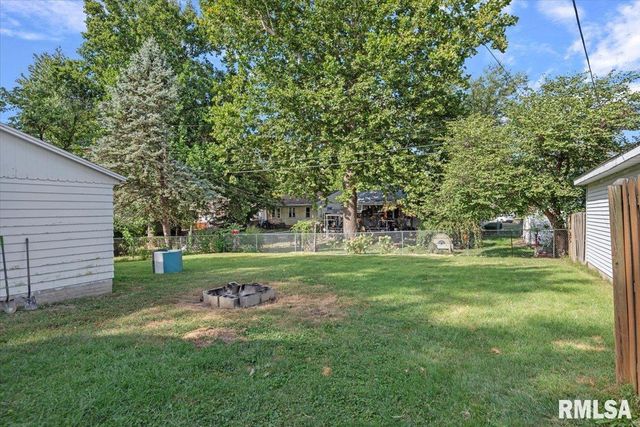 1509 Hardin Avenue, Jacksonville, IL 62650