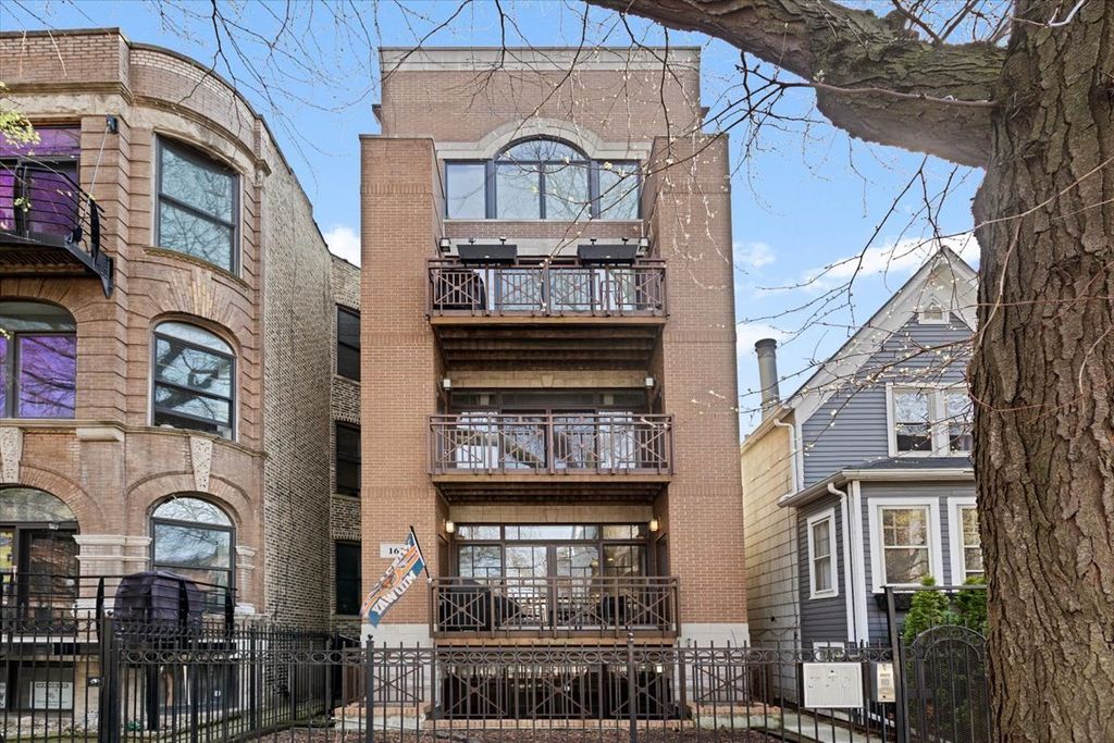 1639 N Oakley Avenue D1, Chicago, IL 60647