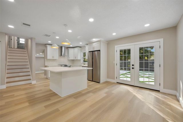 13824 CHERRY BROOK LANE, Tampa, FL 33618