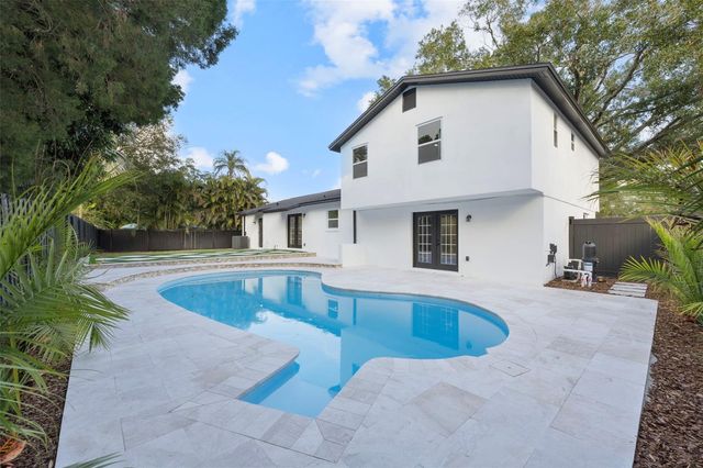 13824 CHERRY BROOK LANE, Tampa, FL 33618