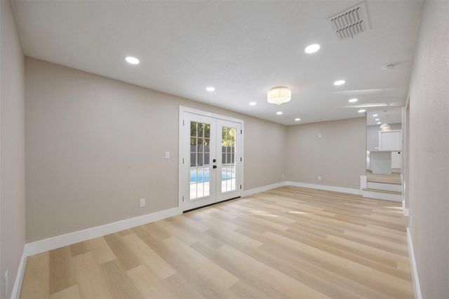 13824 CHERRY BROOK LANE, Tampa, FL 33618