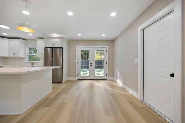 13824 CHERRY BROOK LANE, Tampa, FL 33618