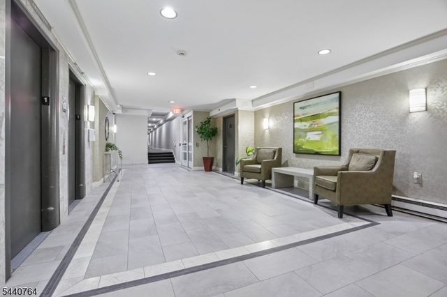 465 Valley Street Unit 3C 3C, Maplewood Twp., NJ 07040