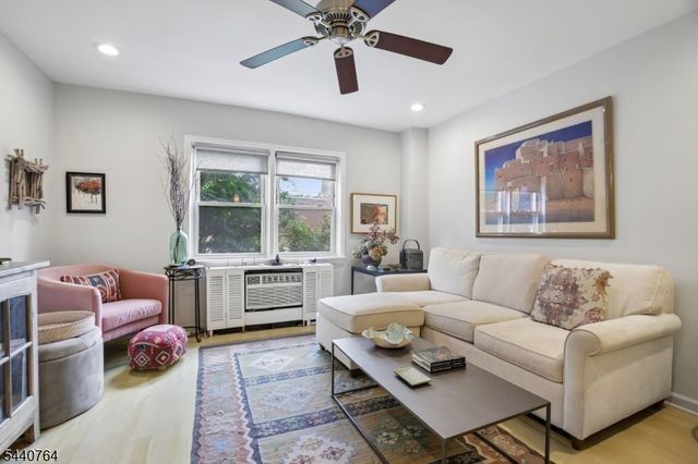 465 Valley Street Unit 3C 3C, Maplewood Twp., NJ 07040