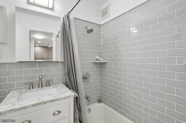 465 Valley Street Unit 3C 3C, Maplewood Twp., NJ 07040