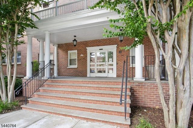 465 Valley Street Unit 3C 3C, Maplewood Twp., NJ 07040