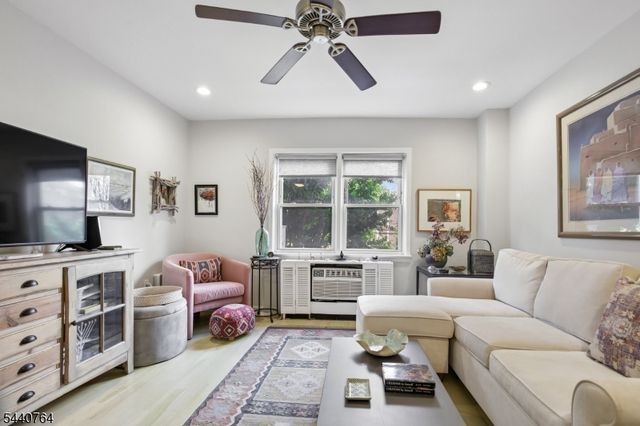 465 Valley Street Unit 3C 3C, Maplewood Twp., NJ 07040