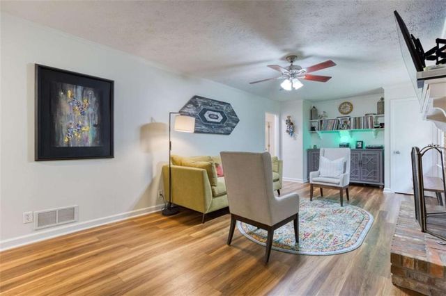 2173 Timber Lane, Snellville, GA 30078