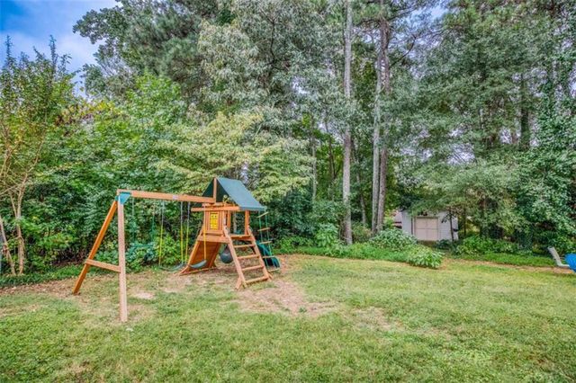 2173 Timber Lane, Snellville, GA 30078