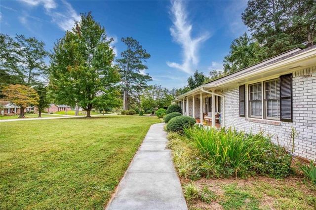 2173 Timber Lane, Snellville, GA 30078