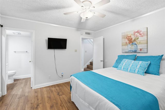 113 World Of Tennis SQ, Lakeway, TX 78738