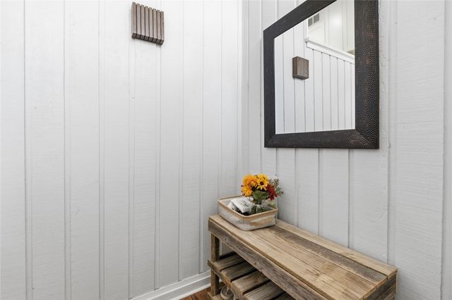 113 World Of Tennis SQ, Lakeway, TX 78738