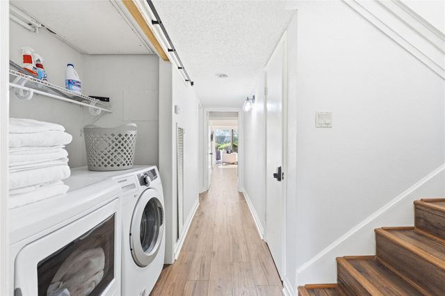 113 World Of Tennis SQ, Lakeway, TX 78738