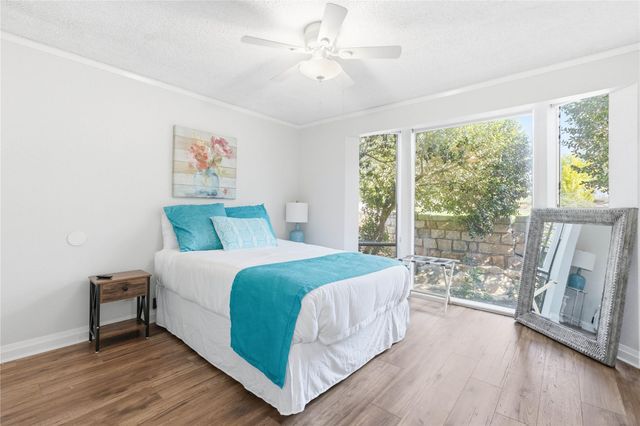 113 World Of Tennis SQ, Lakeway, TX 78738