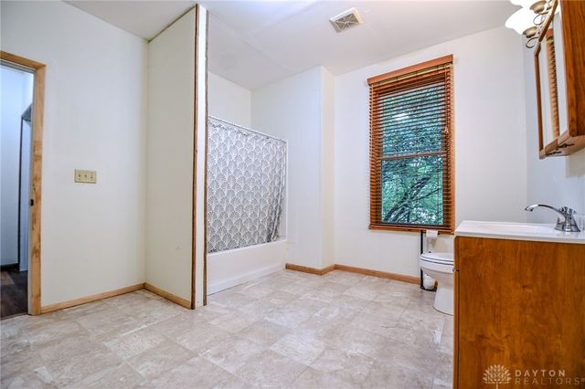 153 High Street, Dayton, OH 45403