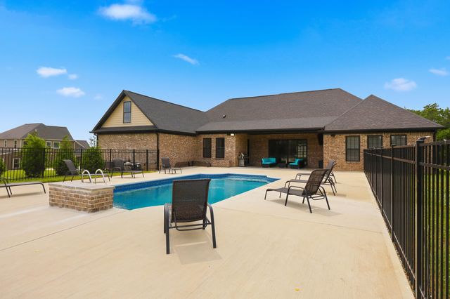 156 Rocky Waters Way, Georgetown, KY 40324