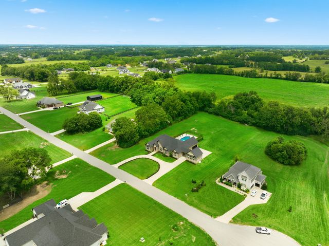 156 Rocky Waters Way, Georgetown, KY 40324
