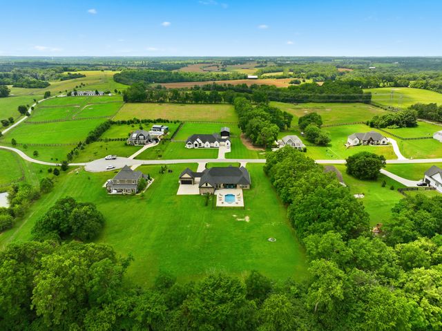 156 Rocky Waters Way, Georgetown, KY 40324