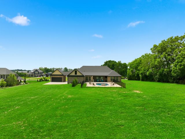 156 Rocky Waters Way, Georgetown, KY 40324