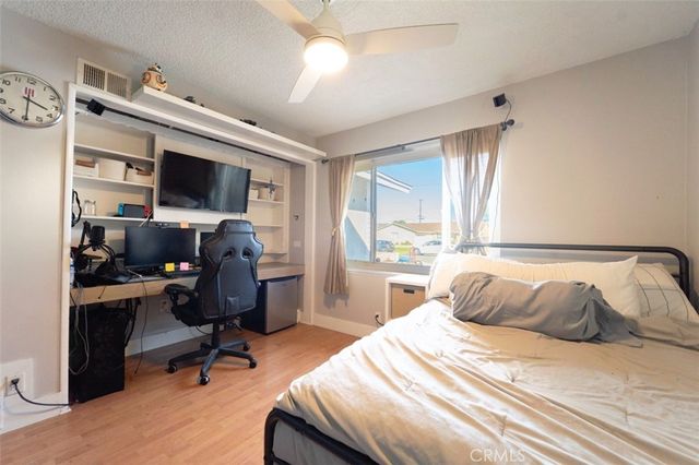 223 S Emerald Street, Anaheim, CA 92804