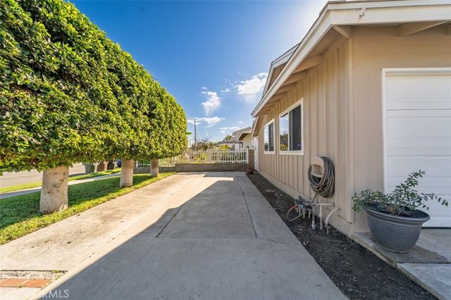 223 S Emerald Street, Anaheim, CA 92804