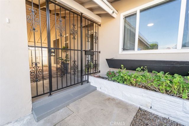 223 S Emerald Street, Anaheim, CA 92804