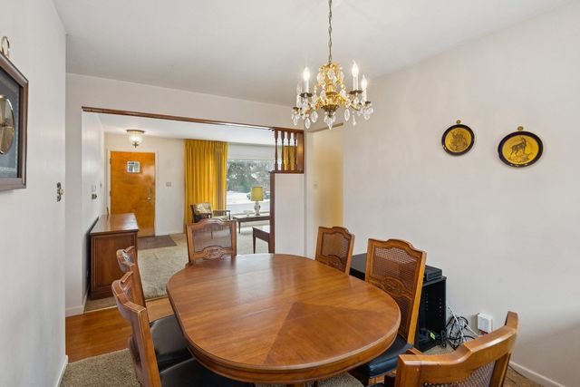 310 Harvard Street, Des Plaines, IL 60016