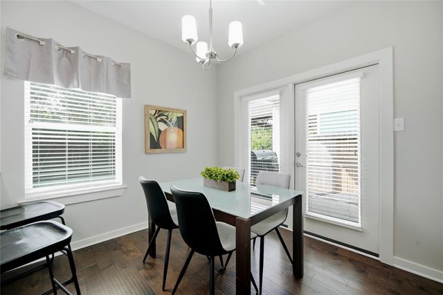 910 Hillstar Street, Houston, TX 77009