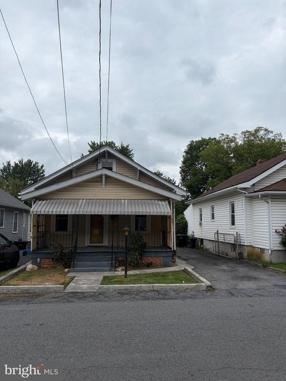 32 JACKSON AVE, Winchester, VA 22601