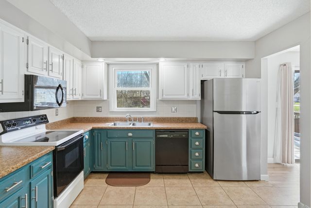 4500 W GEORGETOWN DR, Columbia, MO 65203