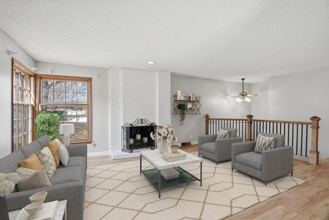 4500 W GEORGETOWN DR, Columbia, MO 65203