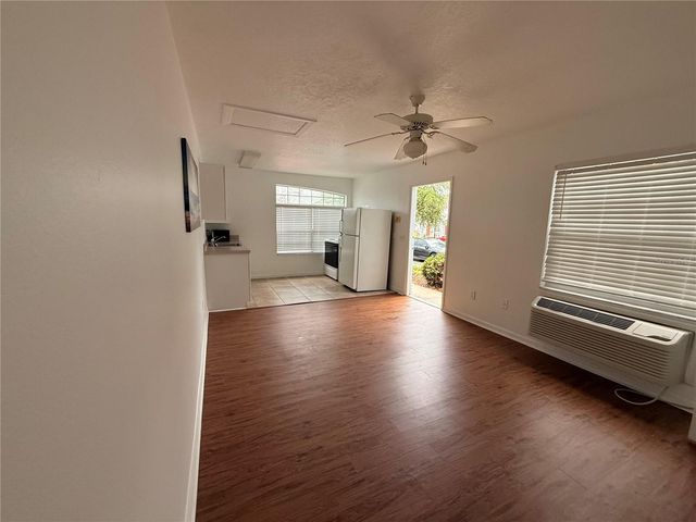 527 CARIBBEAN DRIVE B, Davenport, FL 33897