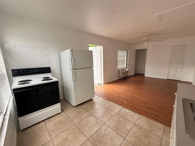 527 CARIBBEAN DRIVE B, Davenport, FL 33897