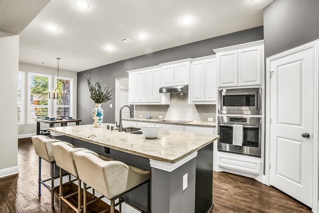 6913 Barolo Drive, Rowlett, TX 75088