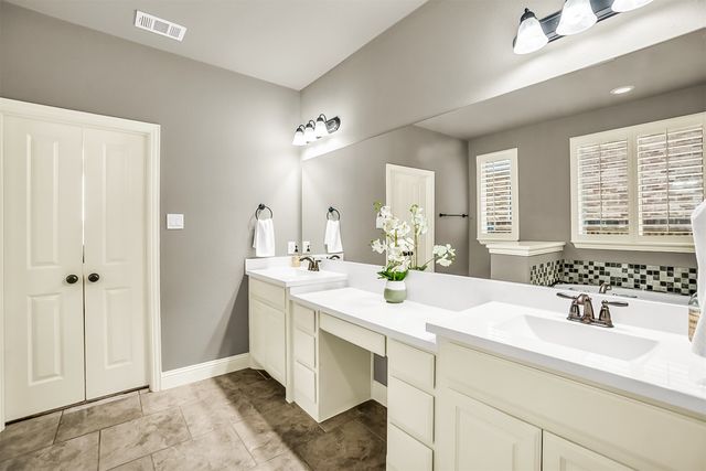 6913 Barolo Drive, Rowlett, TX 75088