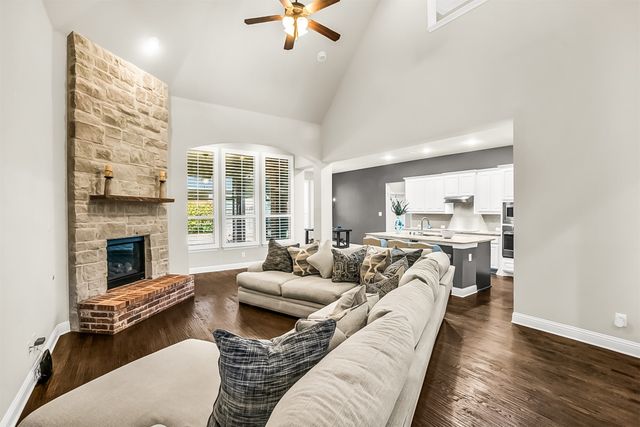 6913 Barolo Drive, Rowlett, TX 75088