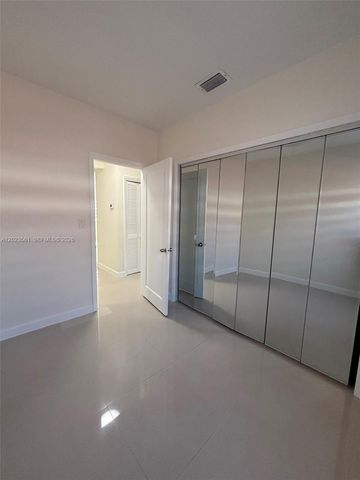 1648 SW 13th St NA, Miami, FL 33145
