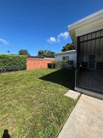 1648 SW 13th St NA, Miami, FL 33145