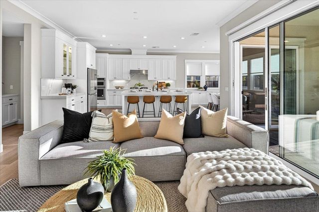 249 Zinnia Ct, San Ramon, CA 94582