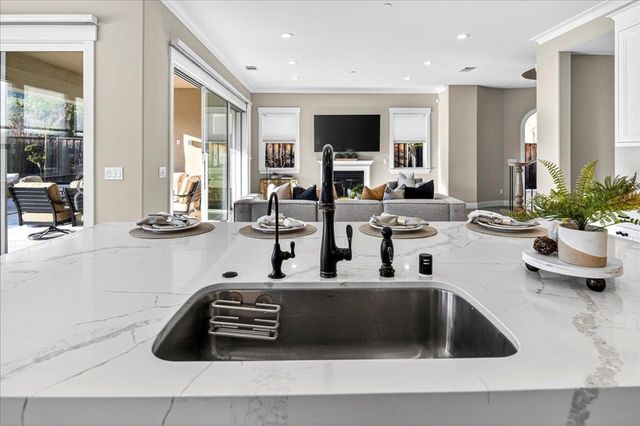 249 Zinnia Ct, San Ramon, CA 94582