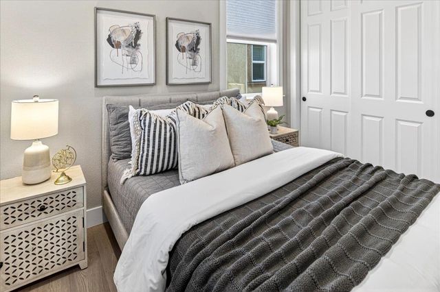 249 Zinnia Ct, San Ramon, CA 94582