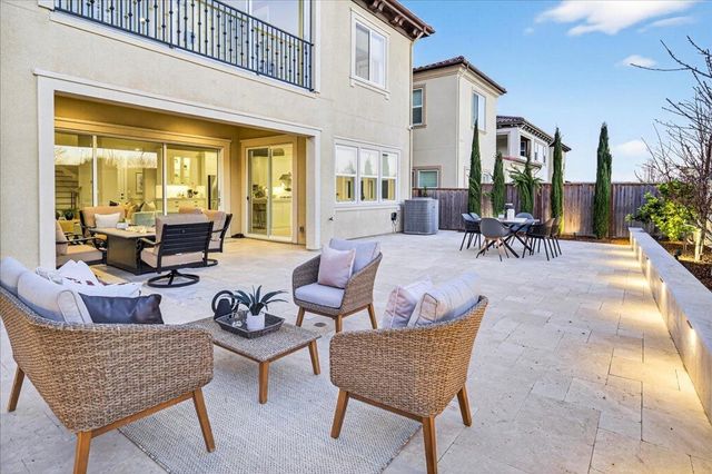 249 Zinnia Ct, San Ramon, CA 94582