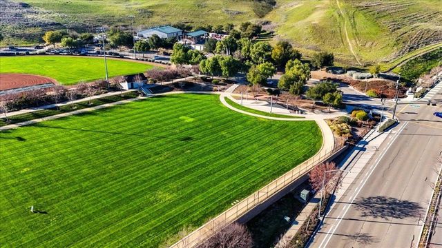 249 Zinnia Ct, San Ramon, CA 94582