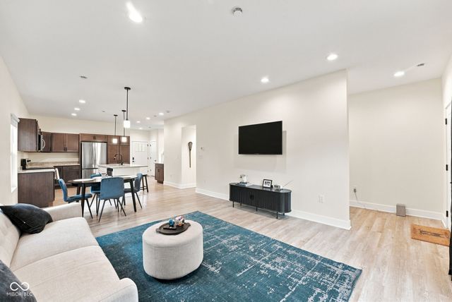 4706 Primrose Avenue, Indianapolis, IN 46205