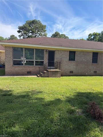 804 Seminole DR, Suffolk, VA 23434