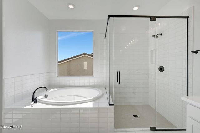 2093 E MILL Road, San Tan Valley, AZ 85140